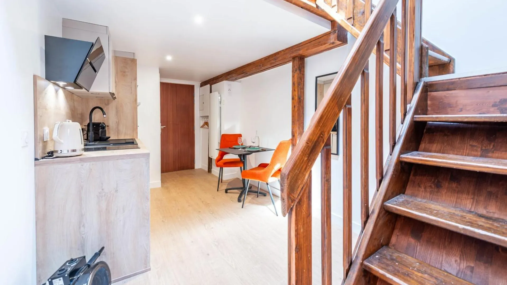 Studio Tanaga Annecy 0*,  France